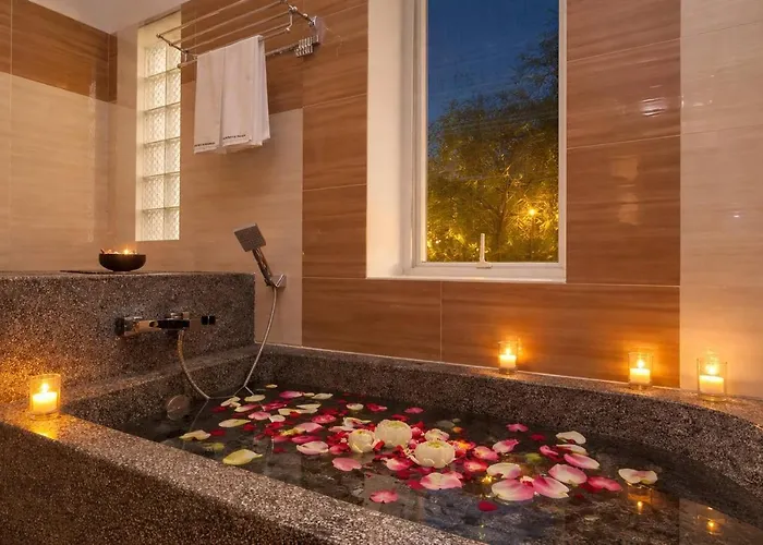 Kravan Boutique Hotel 5*